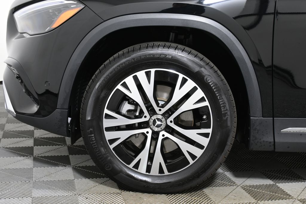 Thumbnail: 2025 Mercedes-Benz GLA - 11