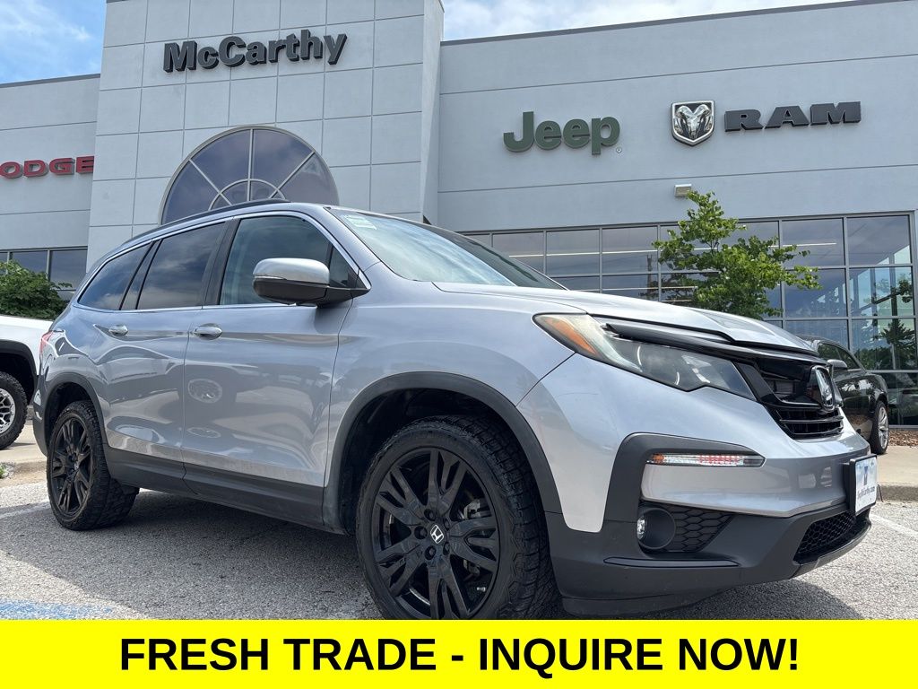 Silver 2021 Honda Pilot SE AWD SUV / Crossover All-Wheel Drive 9-Speed Automatic