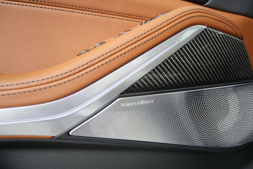 Thumbnail: 2026 BMW X5 - 10