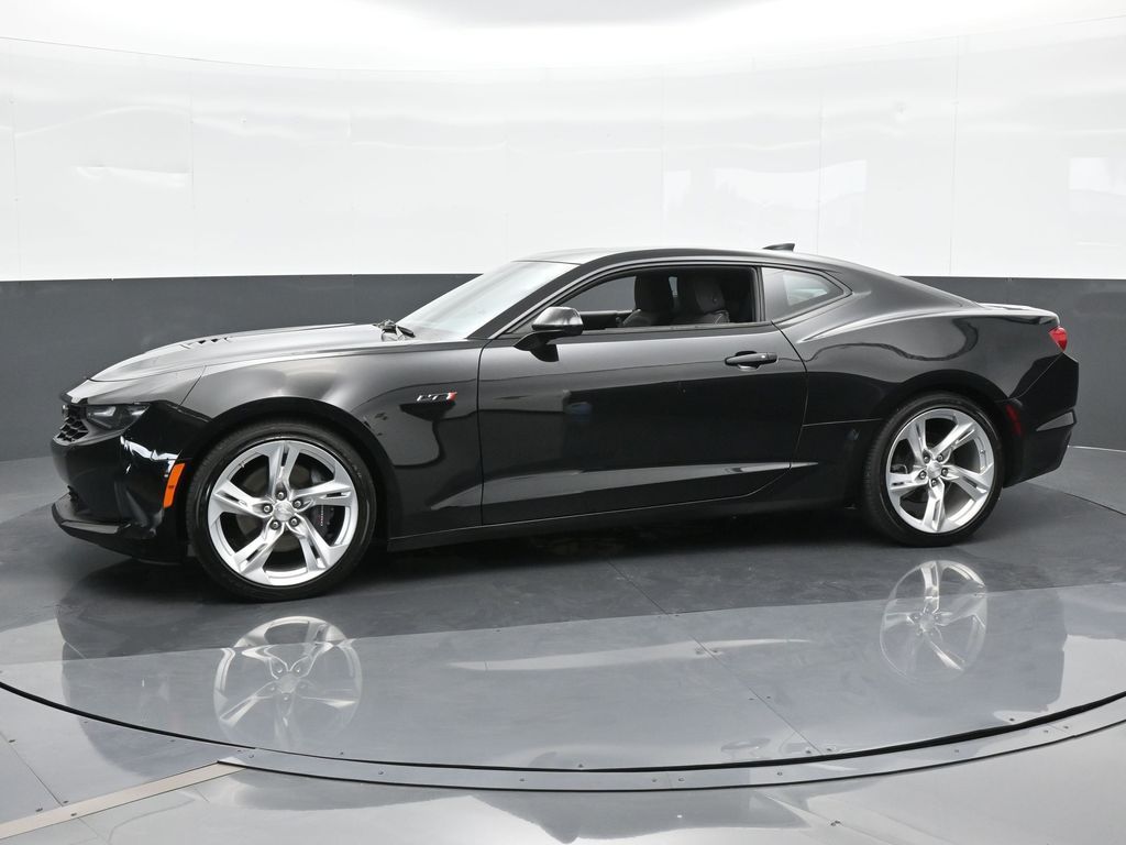 Used 2021 Chevrolet Camaro LT1 with VIN 1G1FF1R74M0132529 for sale in Miami, FL