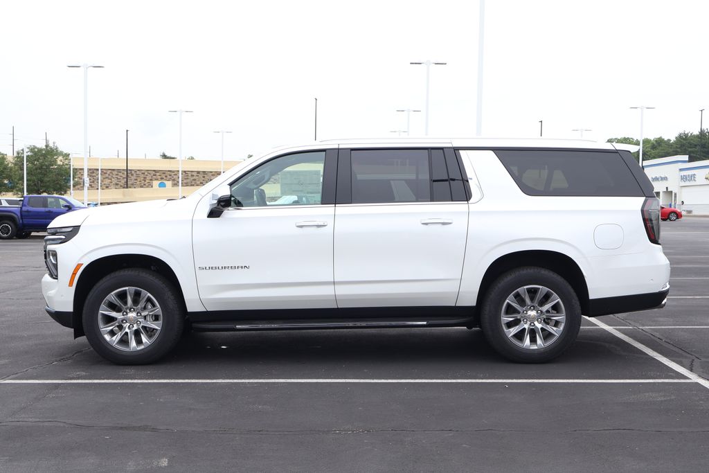 Thumbnail: 2025 Chevrolet Suburban - 12