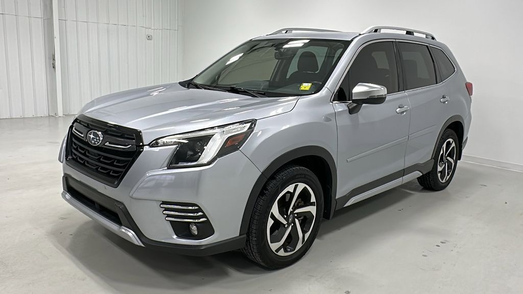 Ice Silver Metallic 2022 Subaru Forester Touring Crossover AWD SUV / Crossover All-Wheel Drive Continuously Variable Transmission