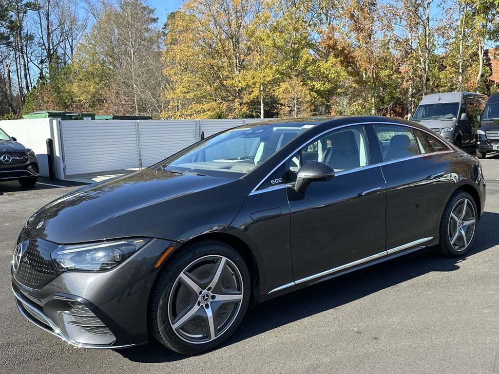 2023 Mercedes-Benz EQE 500 Sedan 4