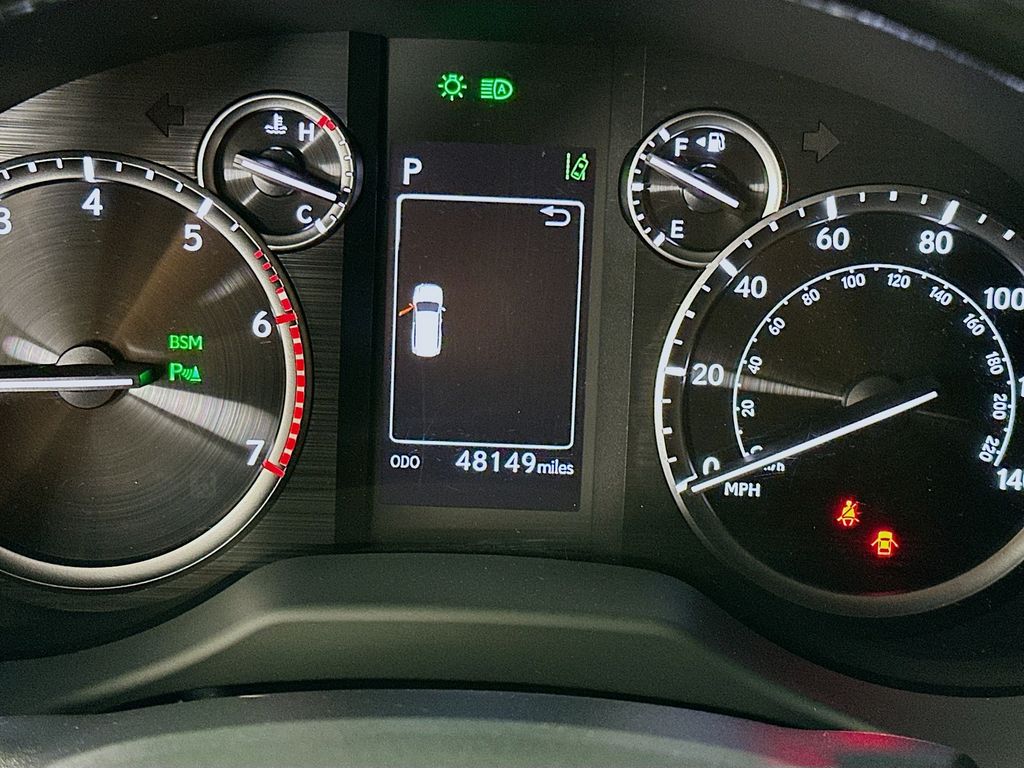 Thumbnail: 2020 Lexus GX - 10