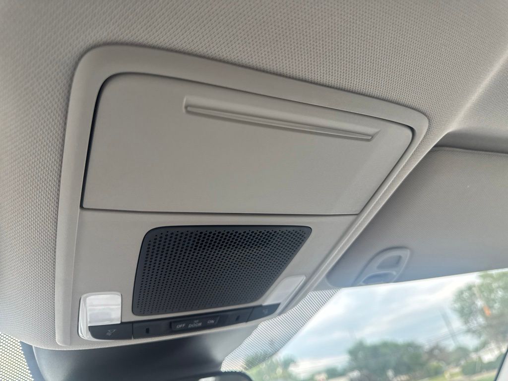 Certified Used 2023  Honda LX image 23