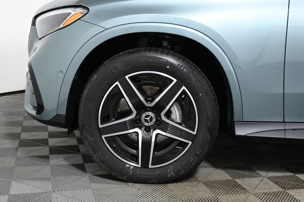 Thumbnail: 2026 Mercedes-Benz GLC - 11