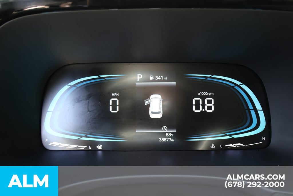 Used 2025 White Hyundai SEL image 42
