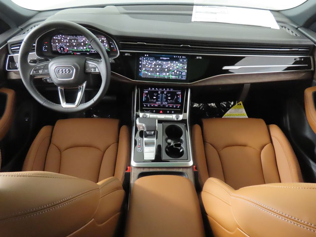 Thumbnail: 2026 Audi Q8 - 13