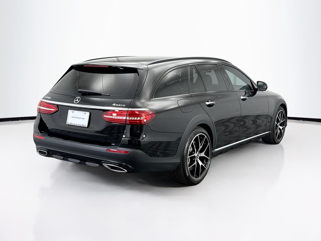 Thumbnail: 2023 Mercedes-Benz E-Class - 7