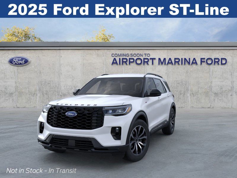 2025 Ford Explorer ST-Line 2