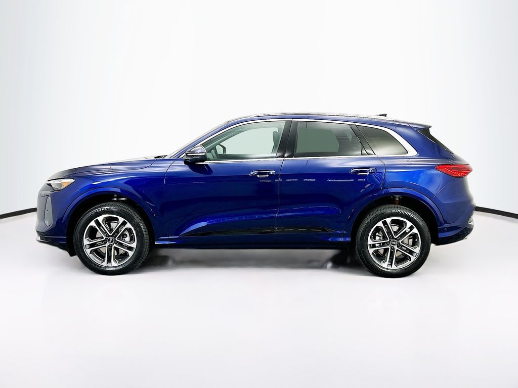 Thumbnail: 2025 Audi Q5 - 8