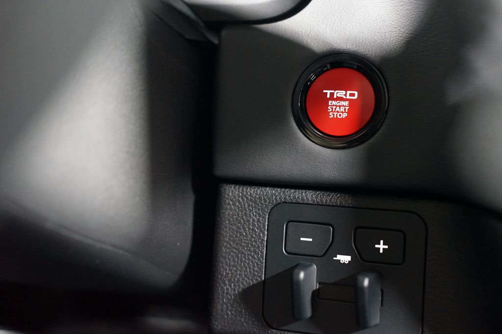 2025 Toyota Tundra Platinum 26