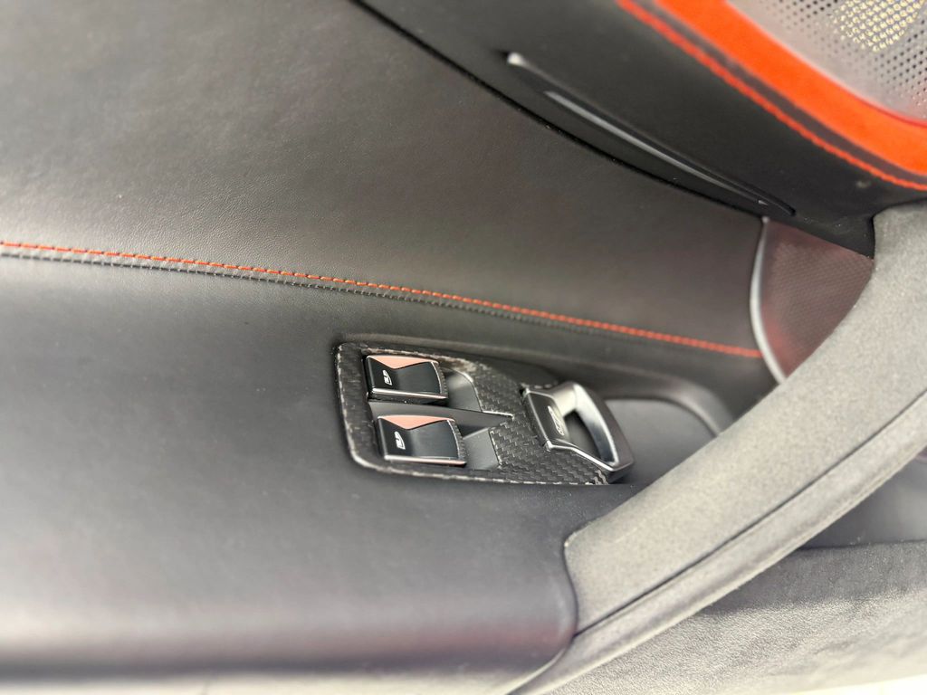 2024 McLaren 750S