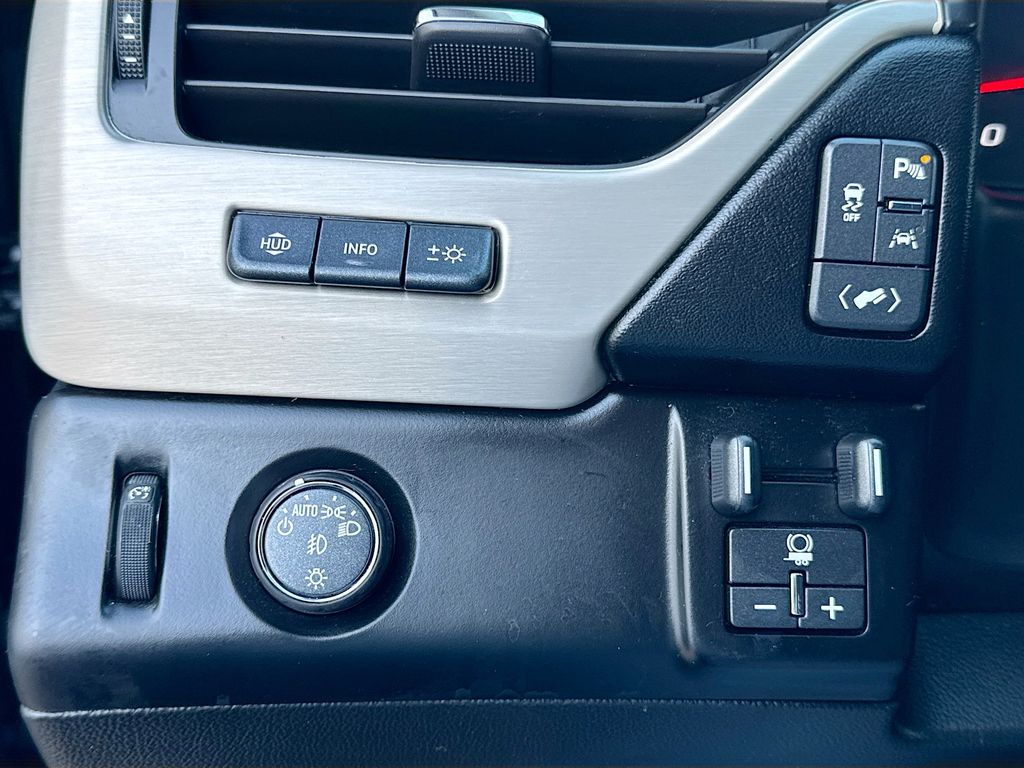 2020 GMC Yukon Denali - Photo 12