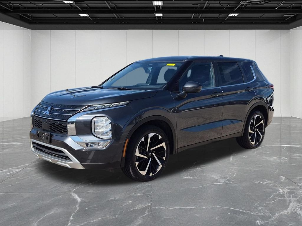 2024 Mitsubishi Outlander SE FWD   