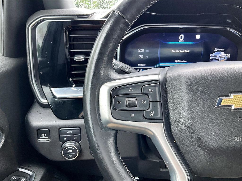 2023 Chevrolet Silverado 1500 — photo 22