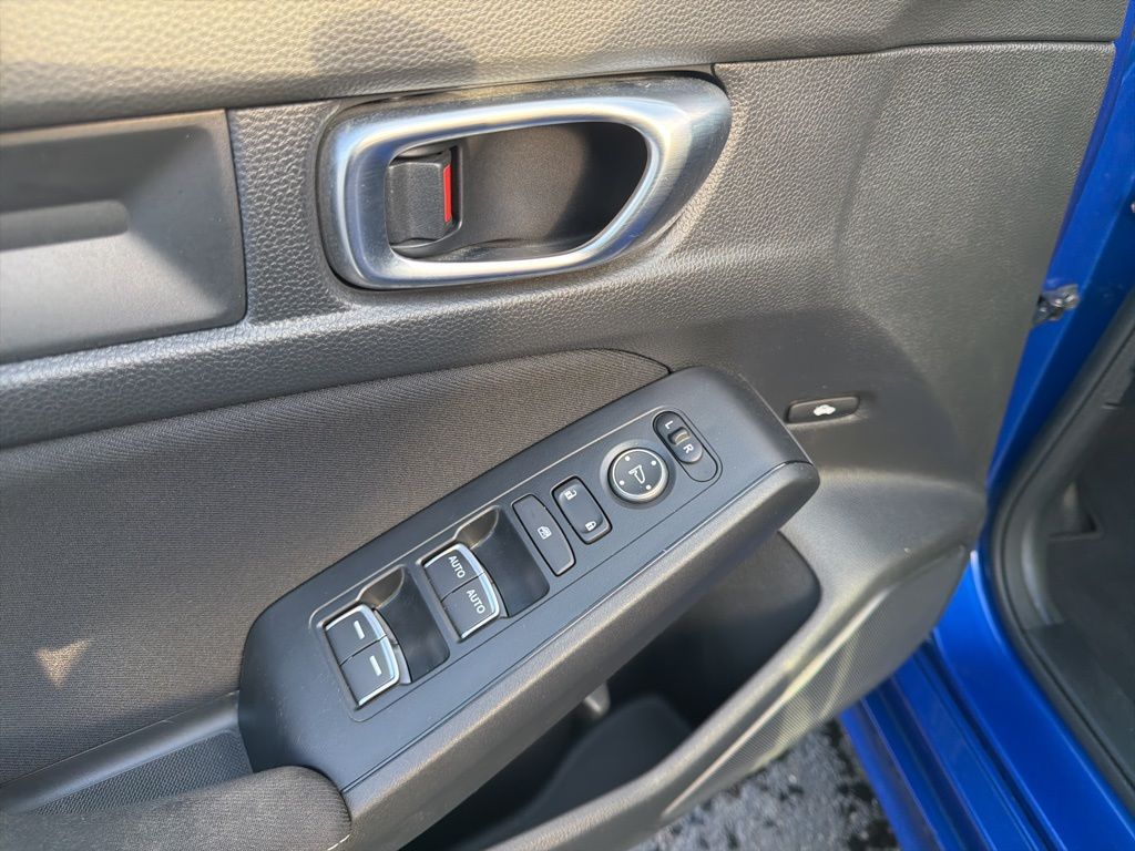 Thumbnail: 2023 Honda Civic - 26