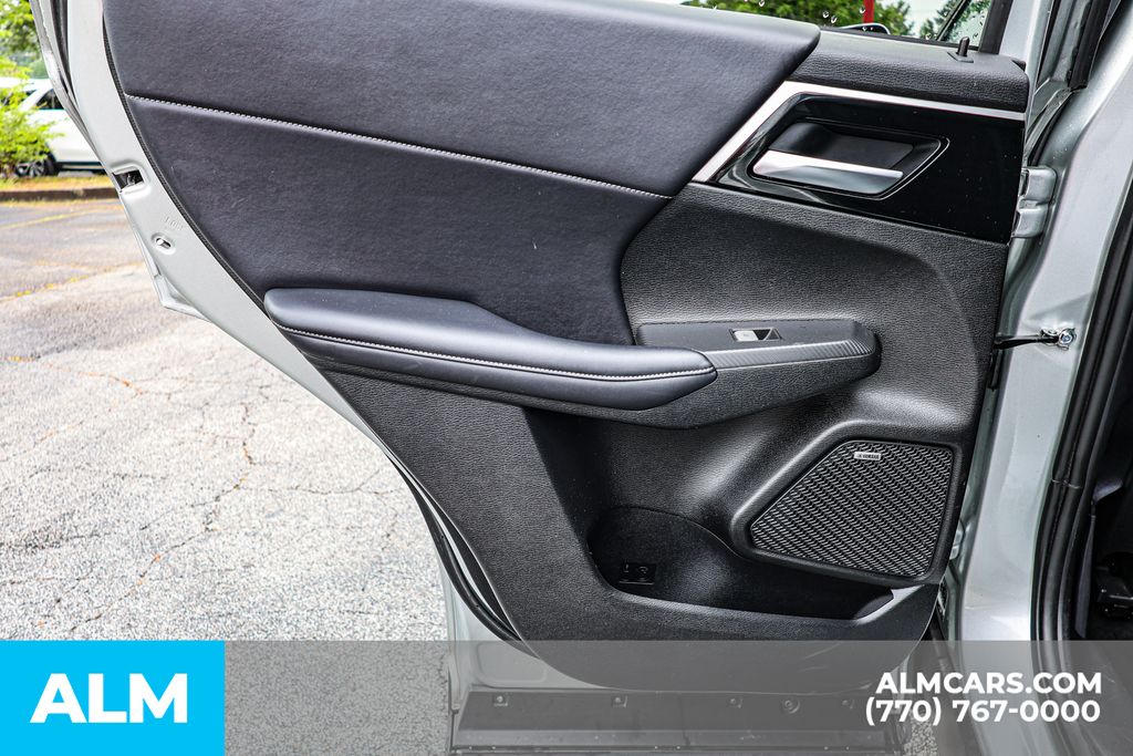 Used 2025 Silver Mitsubishi SE image 53