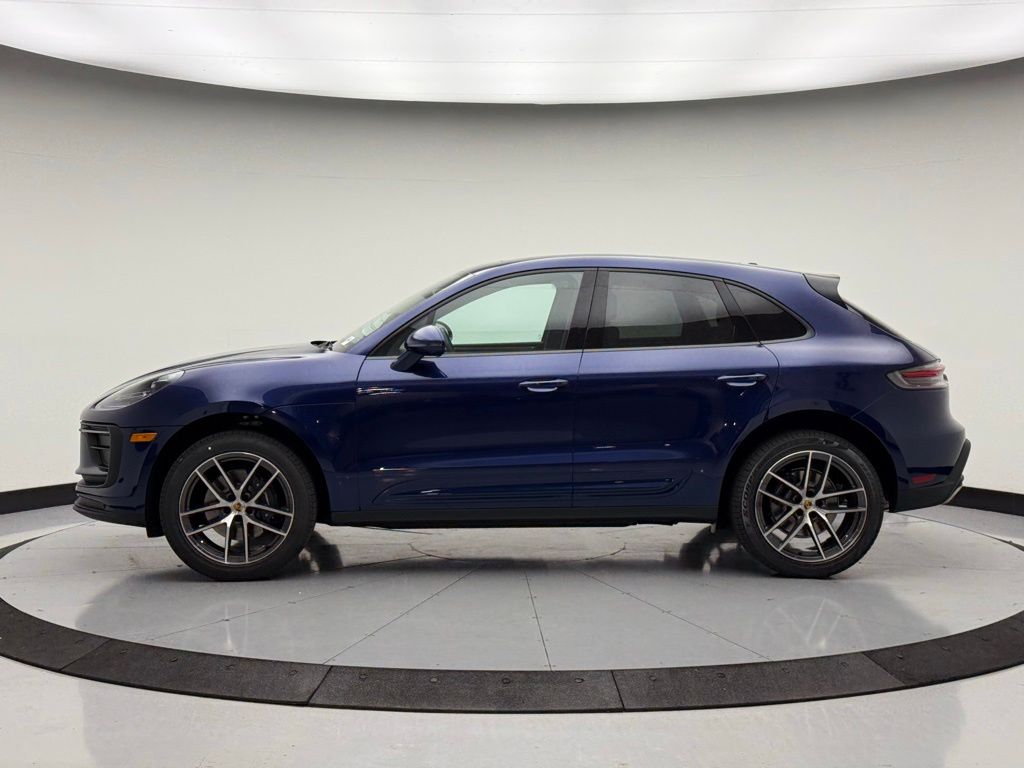 Thumbnail: 2026 Porsche Macan - 2