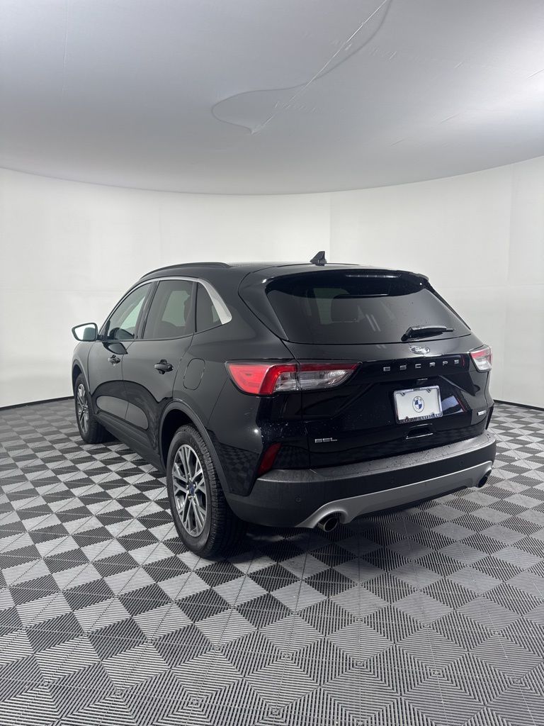 Thumbnail: 2020 Ford Escape - 7