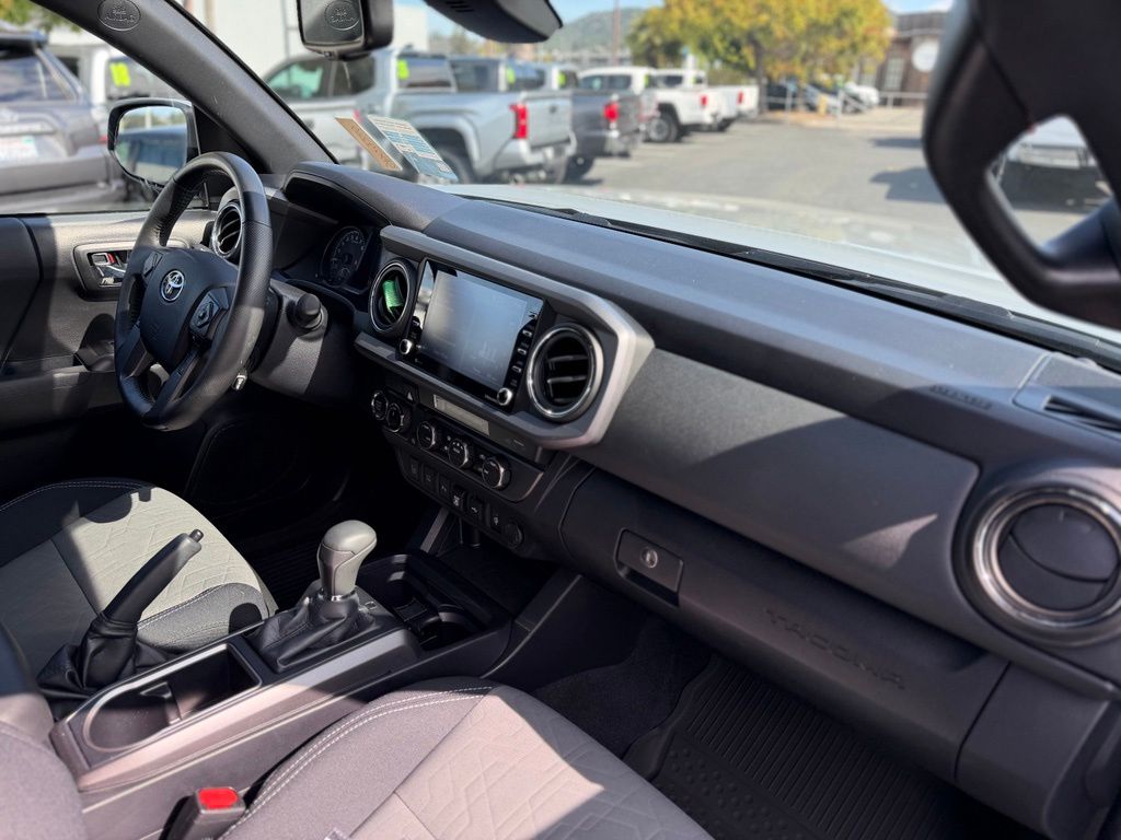 Used 2021 Toyota Tacoma Truck
