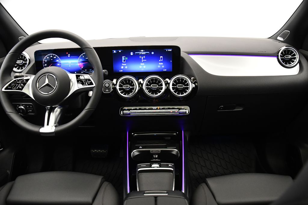 Thumbnail: 2025 Mercedes-Benz GLA - 19