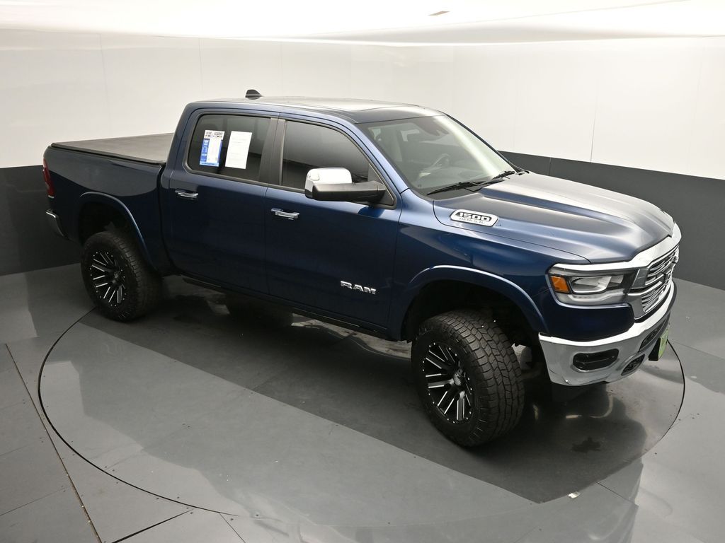2019 Ram 1500 Laramie Crew Cab 4x4 5'7" Box