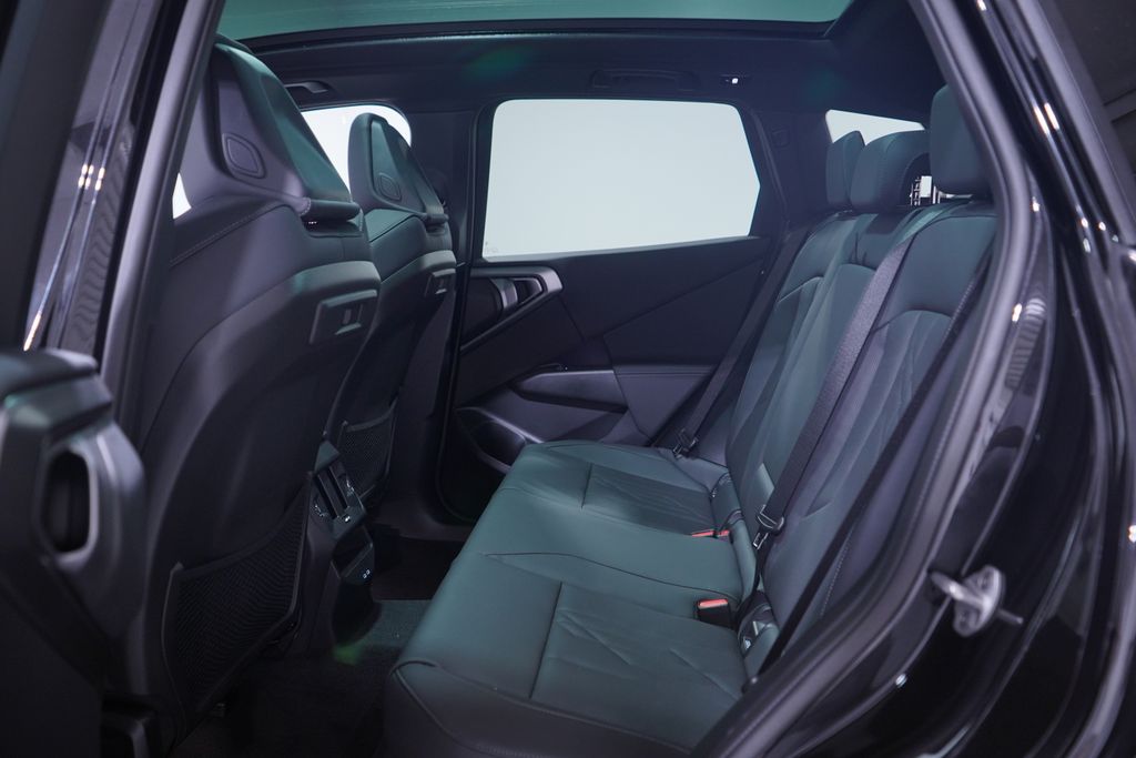 Thumbnail: 2026 BMW X3 - 9