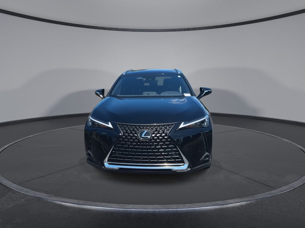 Thumbnail: 2024 Lexus UX - 3