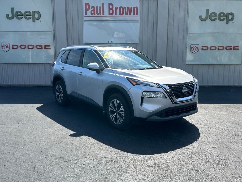 Brilliant Silver Metallic 2023 Nissan Rogue SV AWD SUV / Crossover All-Wheel Drive Continuously Variable Transmission