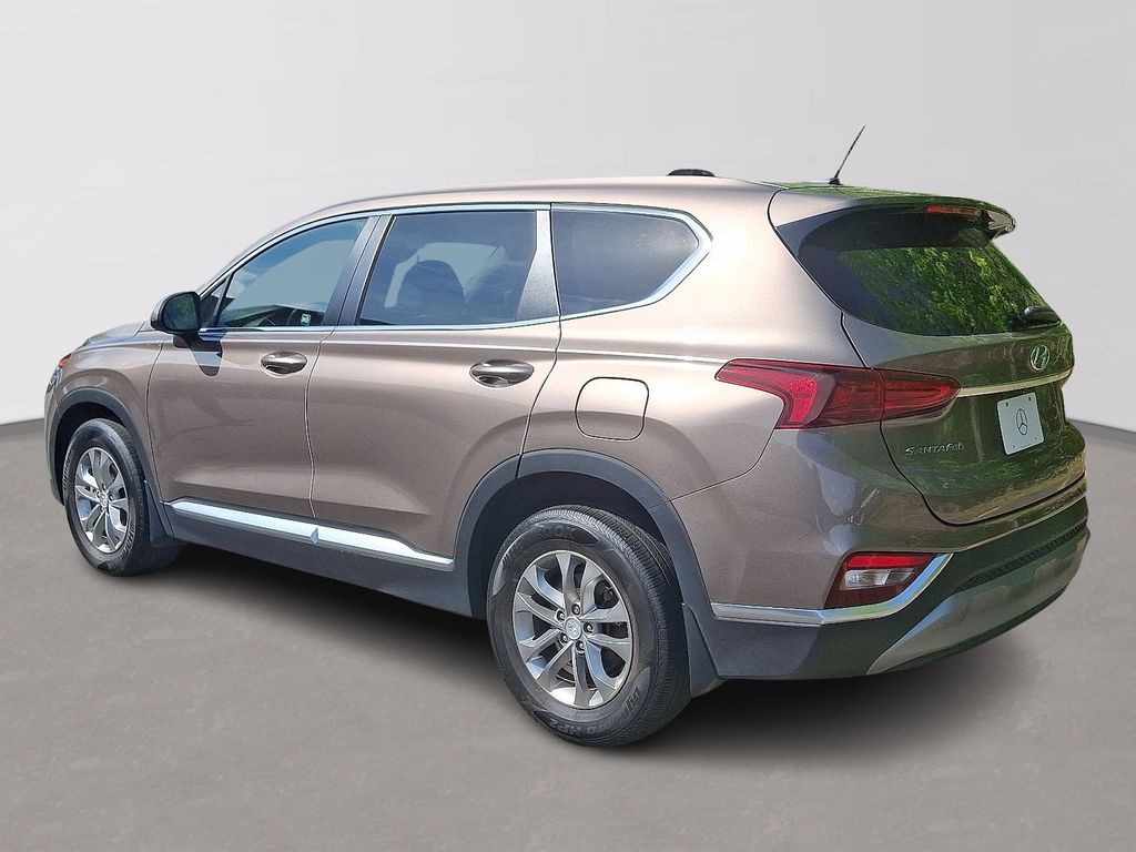 2020 Hyundai Santa Fe SE 6