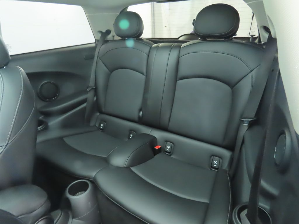 Thumbnail: 2019 MINI Cooper - 21