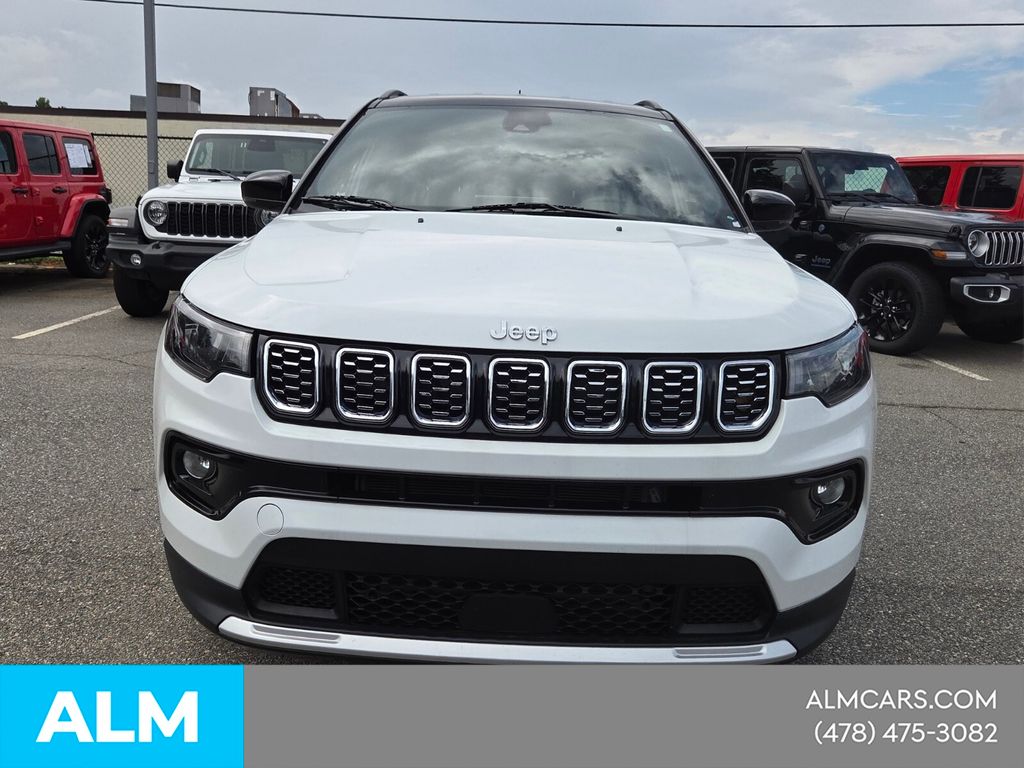 Used 2025 White Jeep Limited image 3
