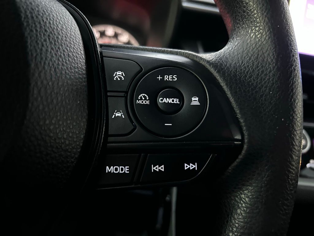 Thumbnail: 2023 Toyota Corolla - 18