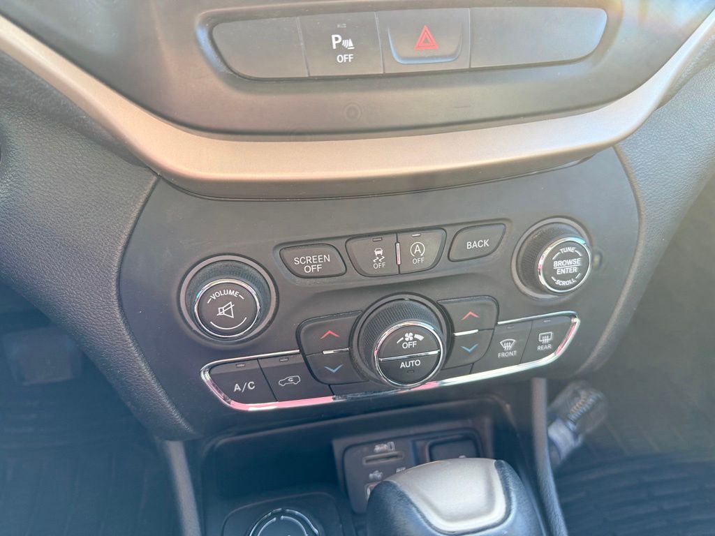 2018 Jeep Cherokee