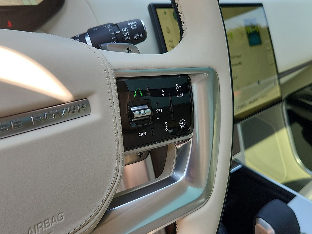 Thumbnail: 2026 Land Rover Range Rover - 23