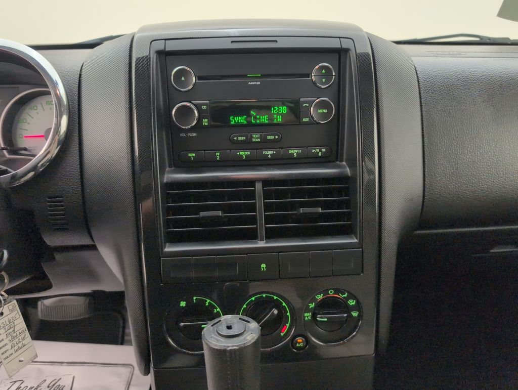 Used 2008 White Ford XLT image 23
