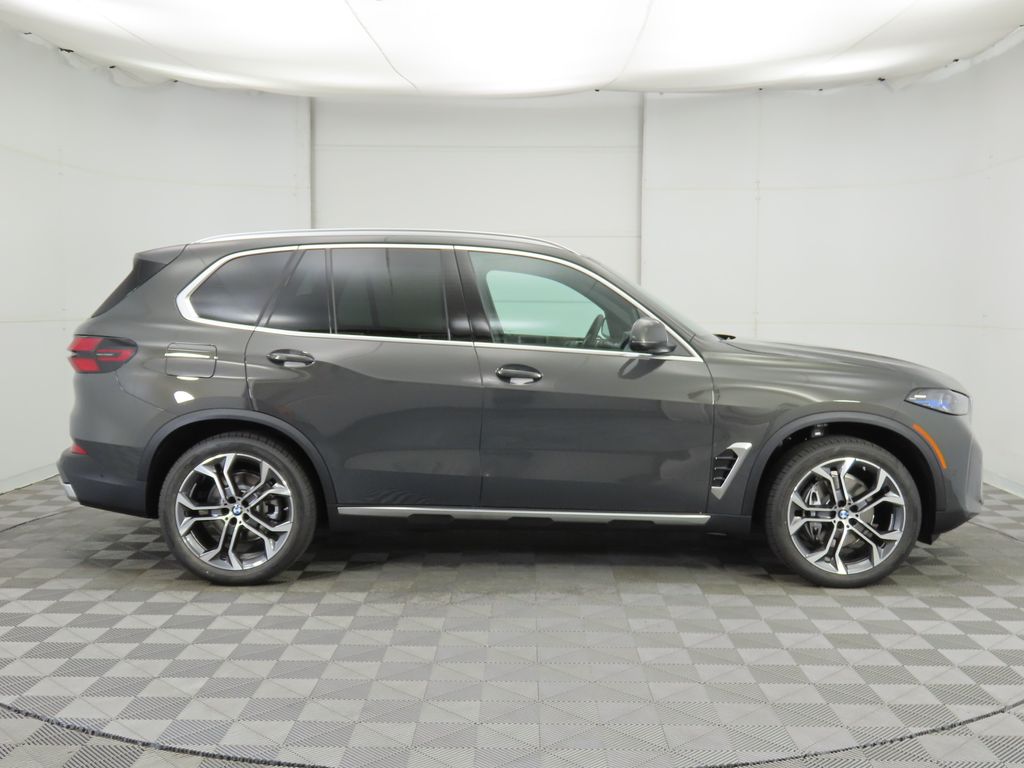 Thumbnail: 2026 BMW X5 - 5