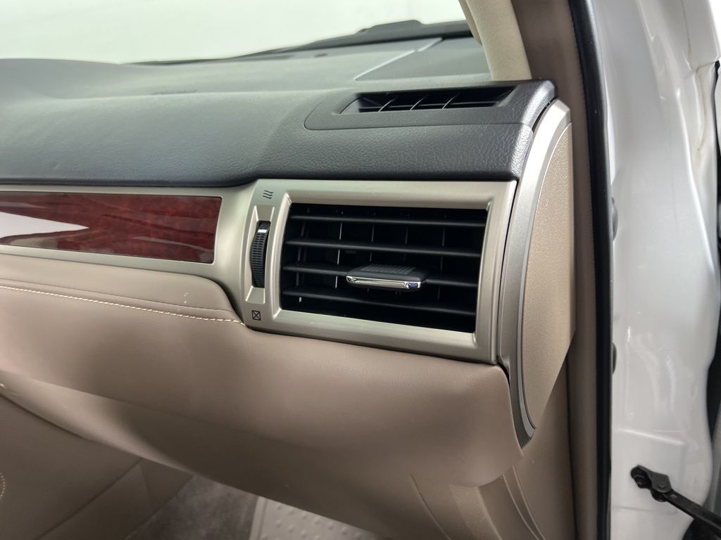 Thumbnail: 2017 Lexus GX - 21