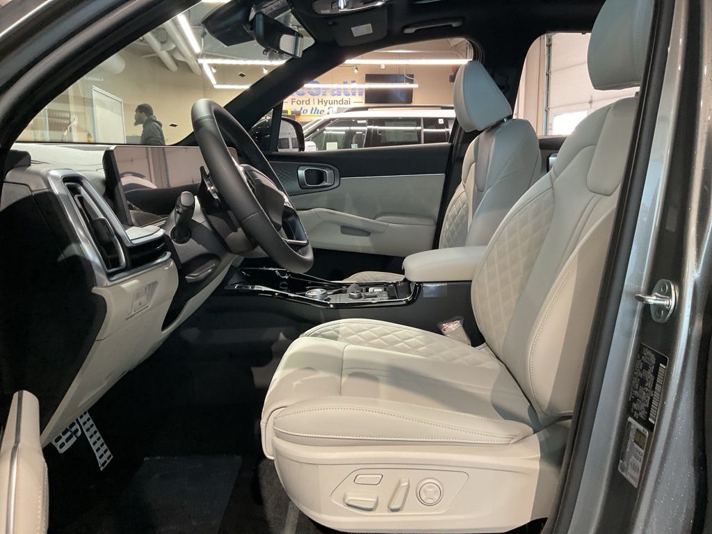 New 2026 Beige Kia SX Prestige image 9