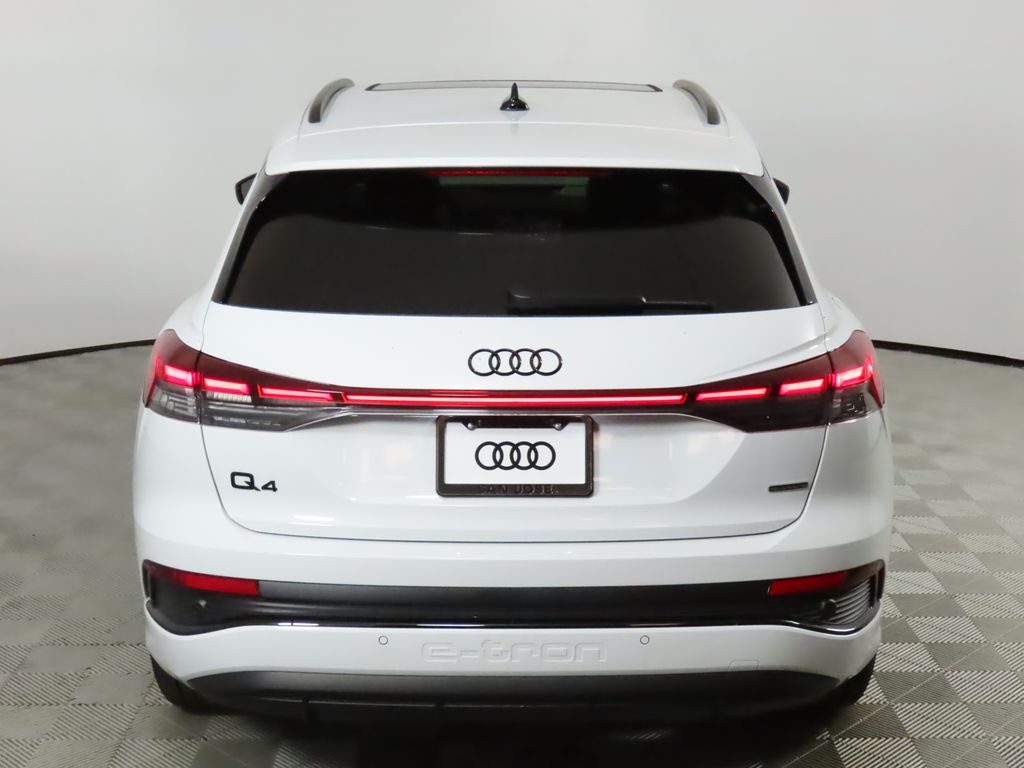 Thumbnail: 2025 Audi Q4 e-tron - 4