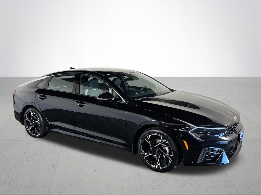 2026 Kia K5 GT-Line photo 4