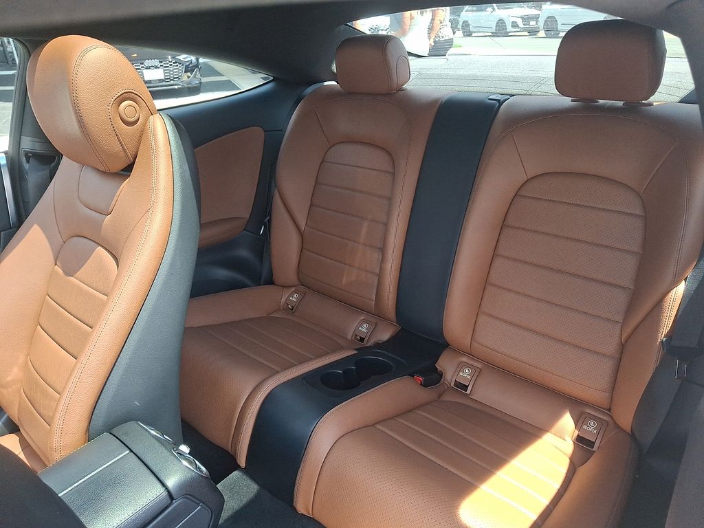 Thumbnail: 2017 Mercedes-Benz C-Class - 10