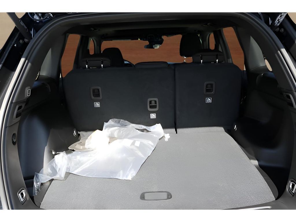 New Car 2025 Jeep Grand Cherokee  Laredo X For Sale In Austin, Texas