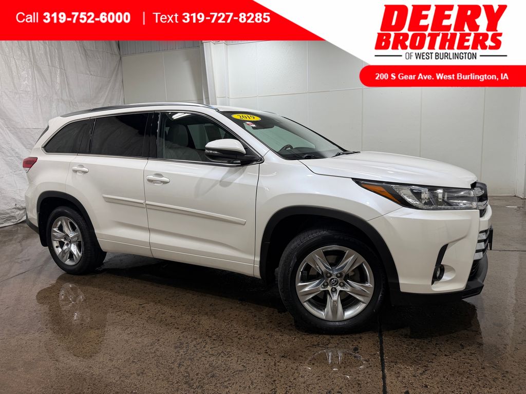 White (Blizzard Pearl) 2019 Toyota Highlander SUV / Crossover All-Wheel Drive 8-Speed Automatic