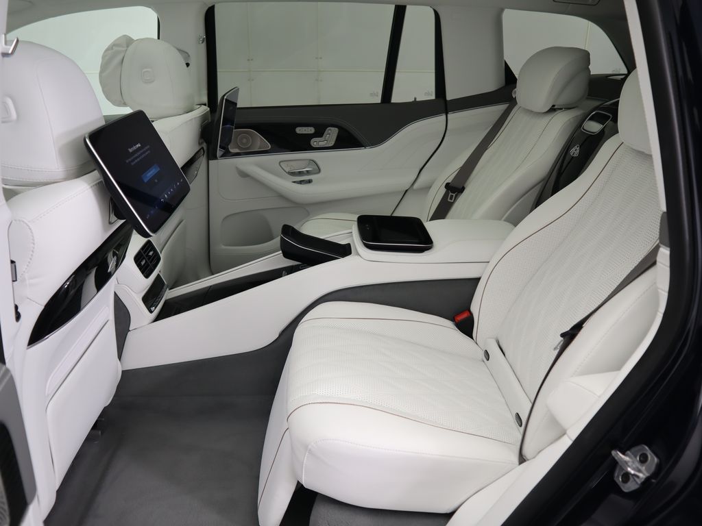 Thumbnail: 2025 Mercedes-Benz GLS - 23