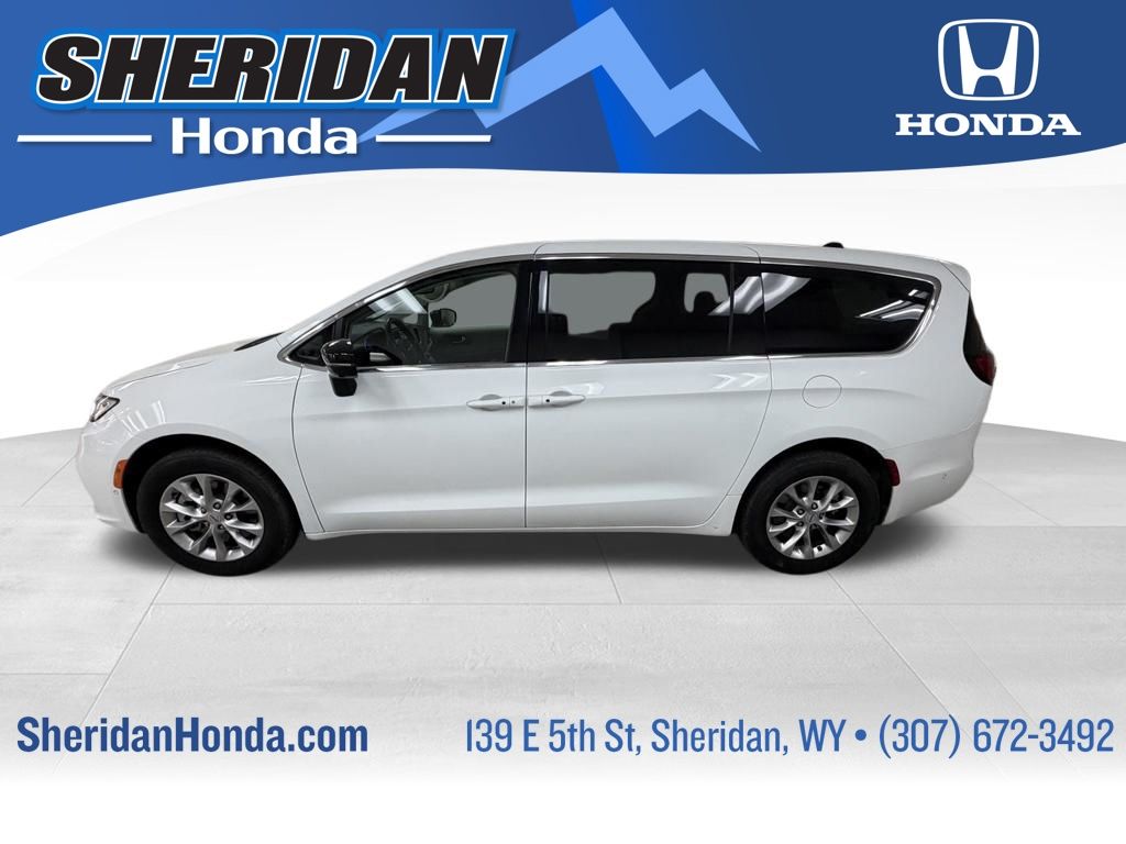2024 Chrysler Pacifica Touring L AWD