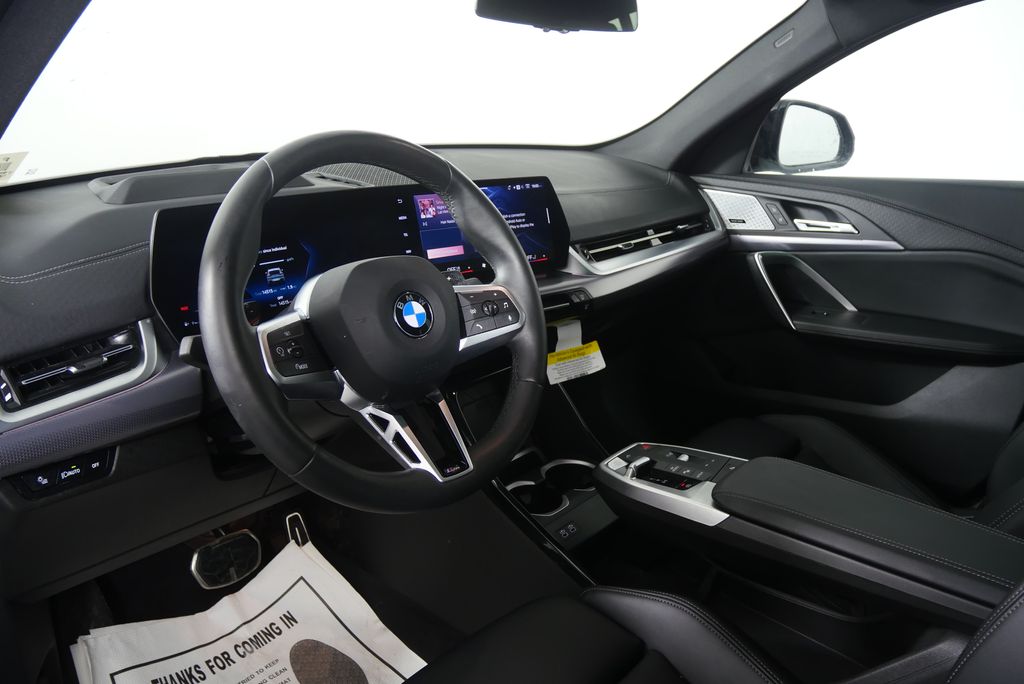 Thumbnail: 2025 BMW X2 - 12