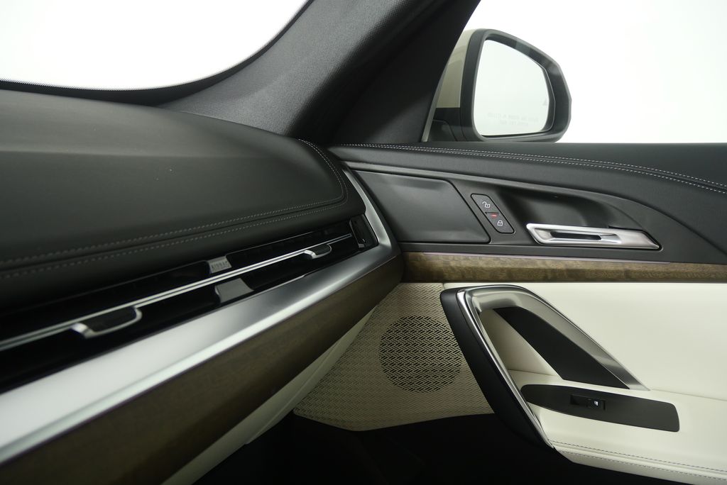 Thumbnail: 2026 BMW X1 - 26