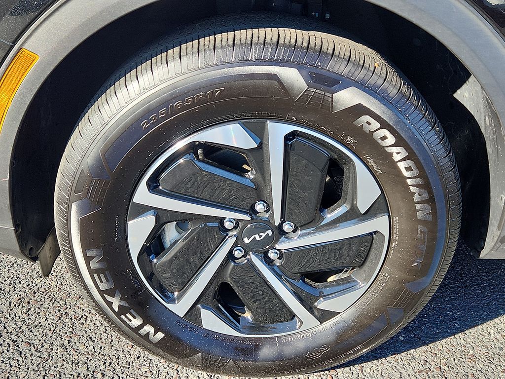 Thumbnail: 2024 Kia Sportage - 8